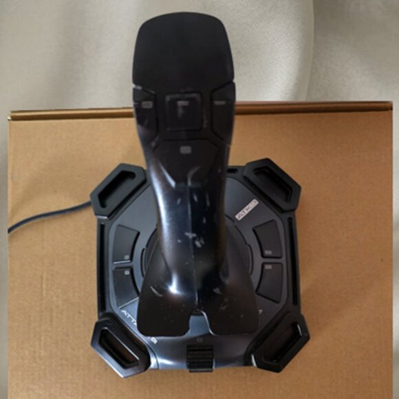 Logitech Attack 3 USB Joystick+Combat Flight Simulator 3 PC Game COMPLETE Tested - Picture 3 of 10